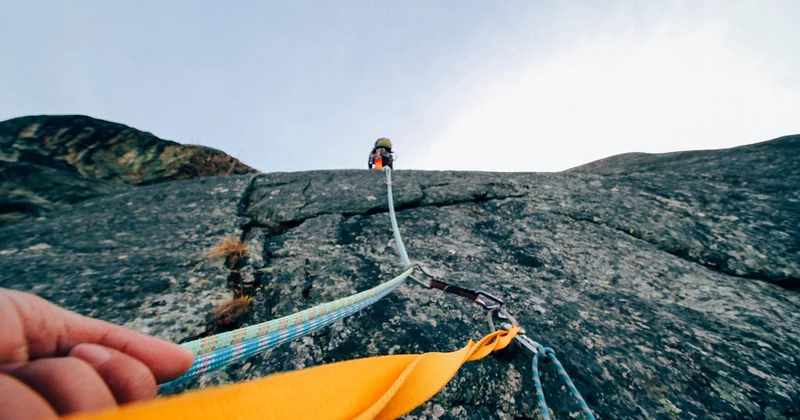 Dévisser en montagne : quand le mot prend un tout autre sens