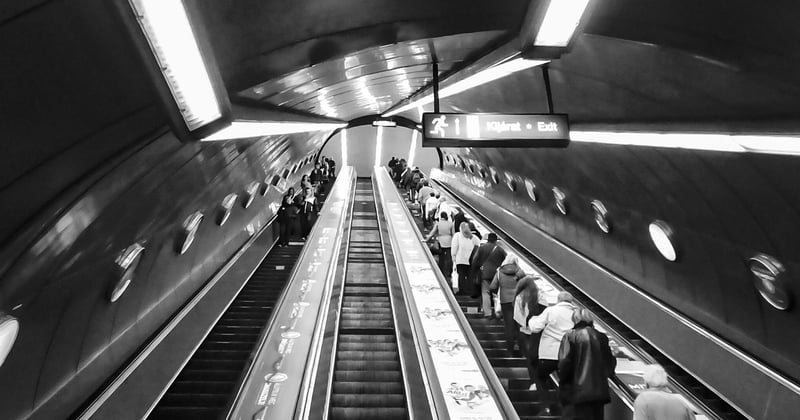 Monte-escalier Stannah : prix et solutions pour votre budget