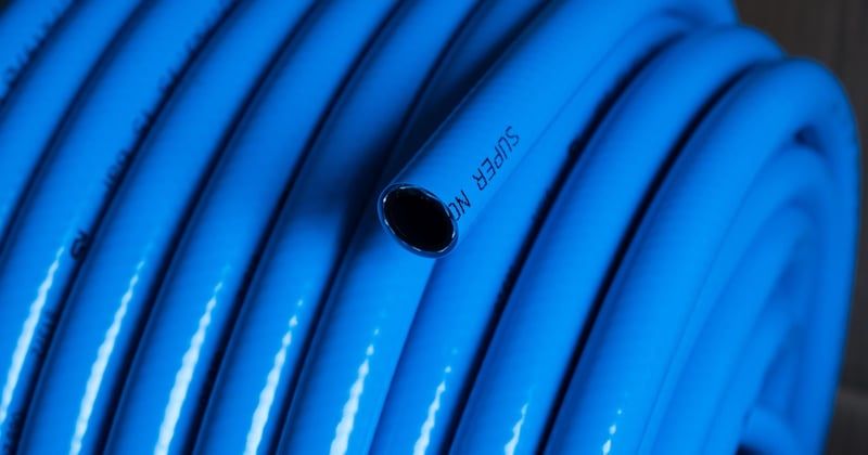Boostez votre espace vert : les avantages de la canisse PVC pour le jardin en 2026