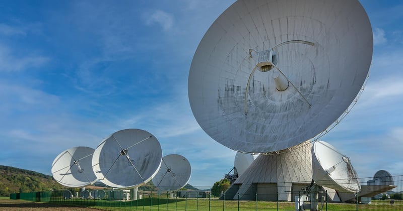 Antenne TNT extérieur haute performance : le guide pour tout capter