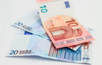 Bricolage pas cher : 10 projets à moins de 20 euros pour 2026